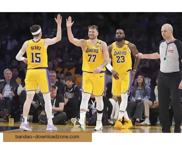 詹姆斯谈复出后努力磨合东契奇里夫斯打造球队新核心